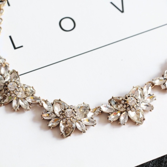 NEW Chloe + Isabel Mirabelle Collar Necklace - Picture 5 of 5